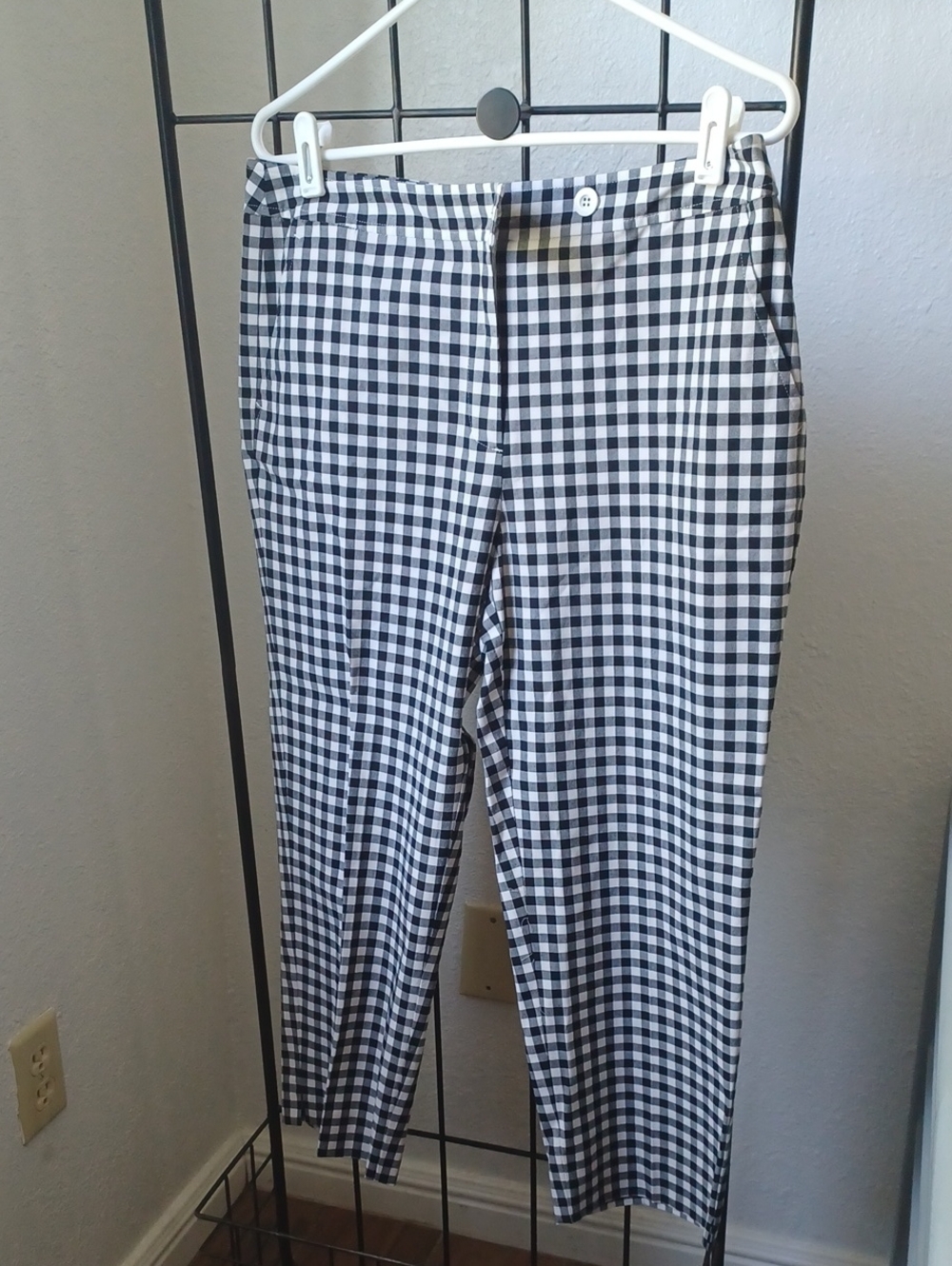 Nwt Talbots Black & White Gingham Capris